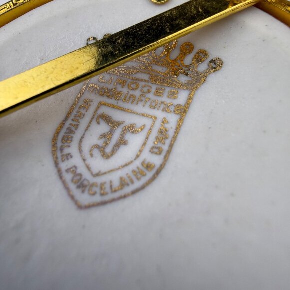 Limoges France Gold Tone Porcelain Vintage Brooch Hand Painted Scene - Picture 3 of 4